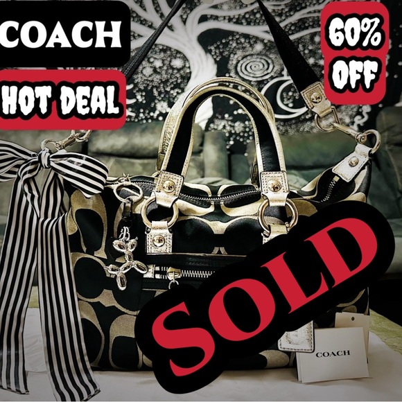 Coach Handbags - Vintage Coach Y2K soho shoulder Bag Coach Poppy Denim Black and silver tote bag
